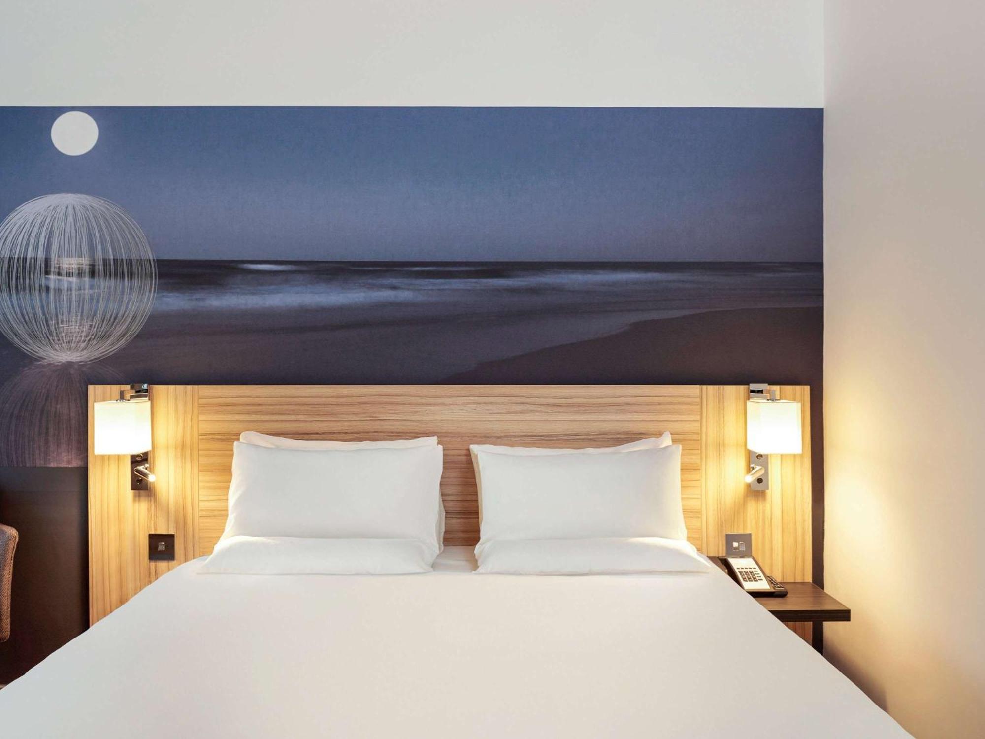 โนโวเทล ลอนดอน สแตนสเตดแอร์พอร์ต Hotel สแตนสเต็ด เมาท์ฟิทเช็ต ภายนอก รูปภาพ