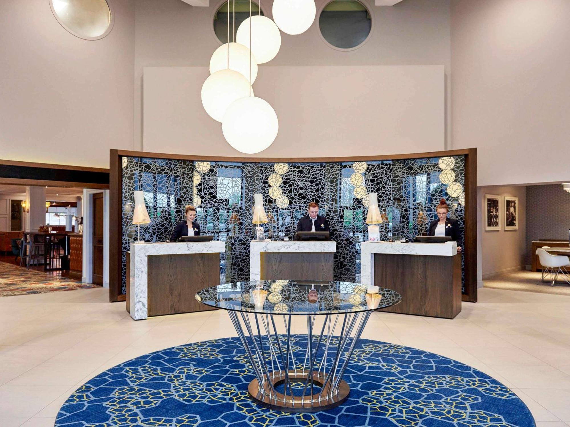 โนโวเทล ลอนดอน สแตนสเตดแอร์พอร์ต Hotel สแตนสเต็ด เมาท์ฟิทเช็ต ภายนอก รูปภาพ